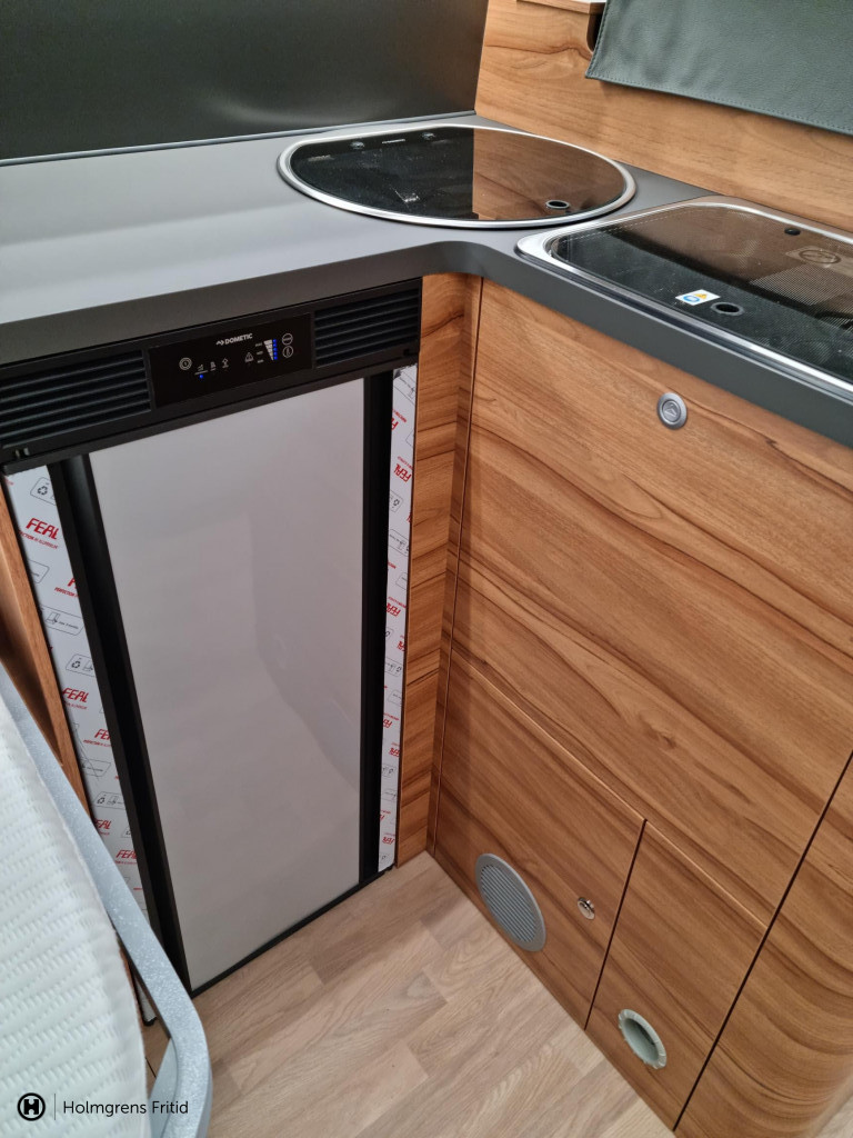 Affinity 295 Camper Van |  Automat | 4 ton | Grå |_5