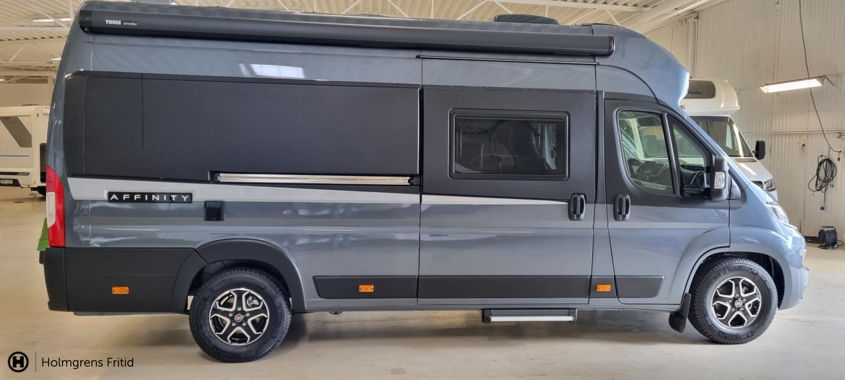 Affinity 295 Camper Van |  Automat | 4 ton | Grå |_19