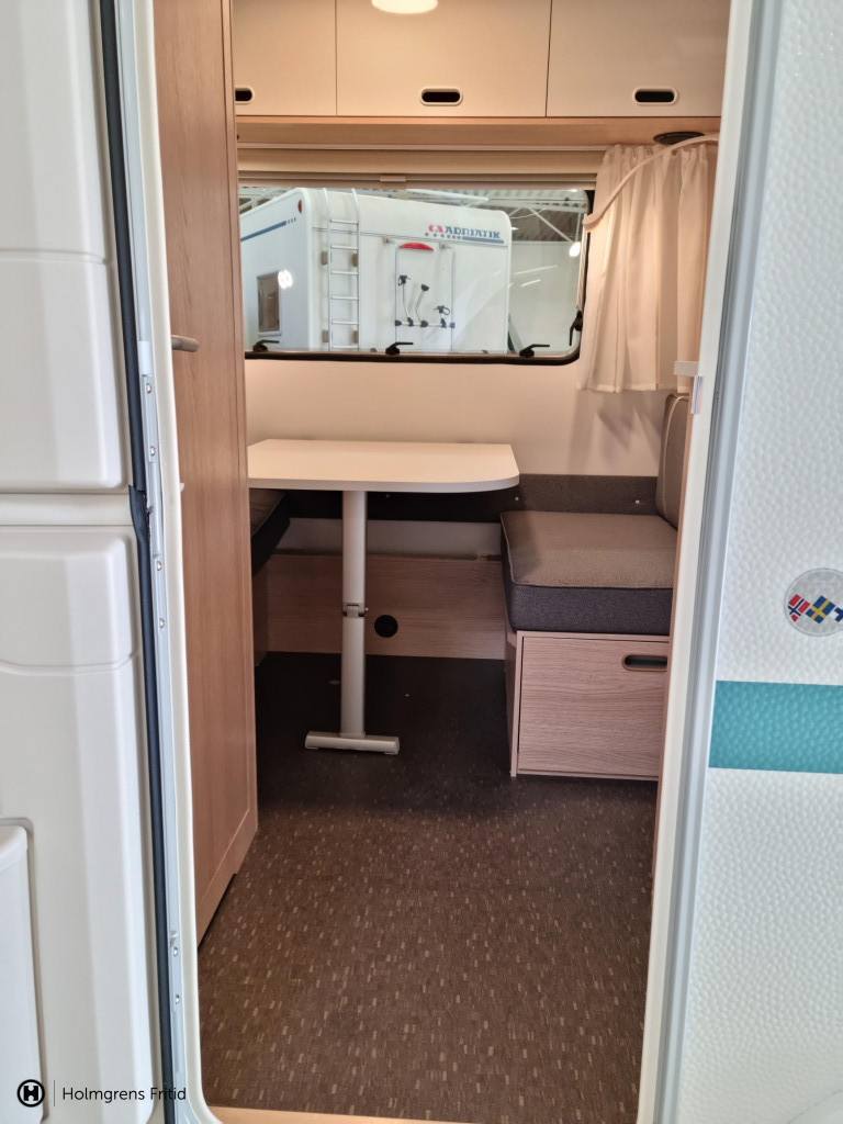 Adria Aviva 400 PS_2