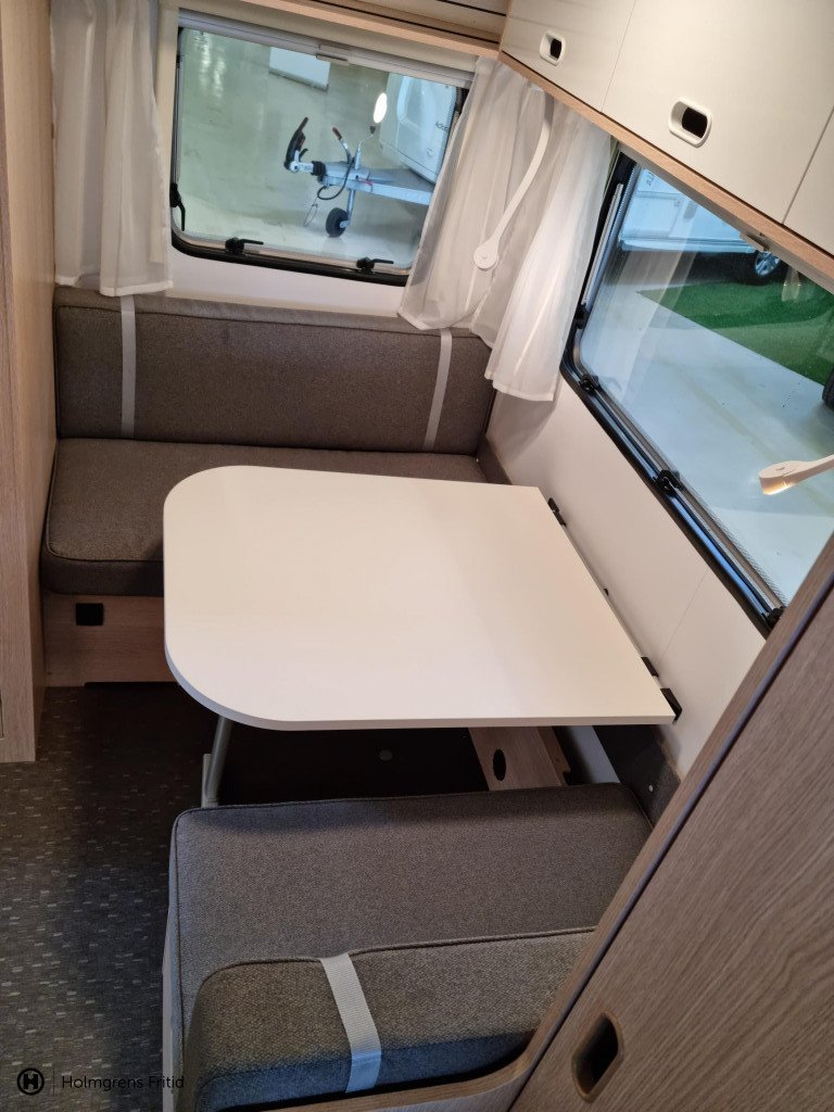 Adria Aviva 400 PS_3