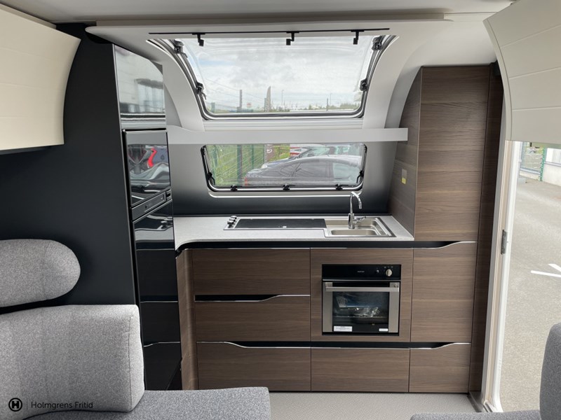Adria Alpina 663 HT_8