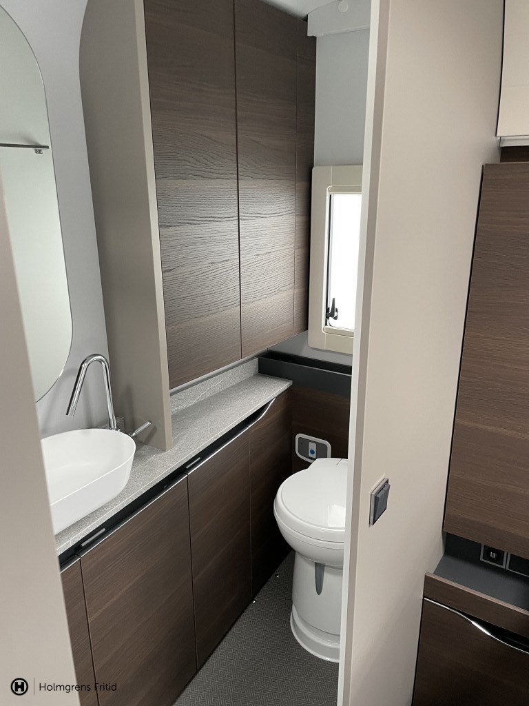 Adria Alpina 663 HT_14