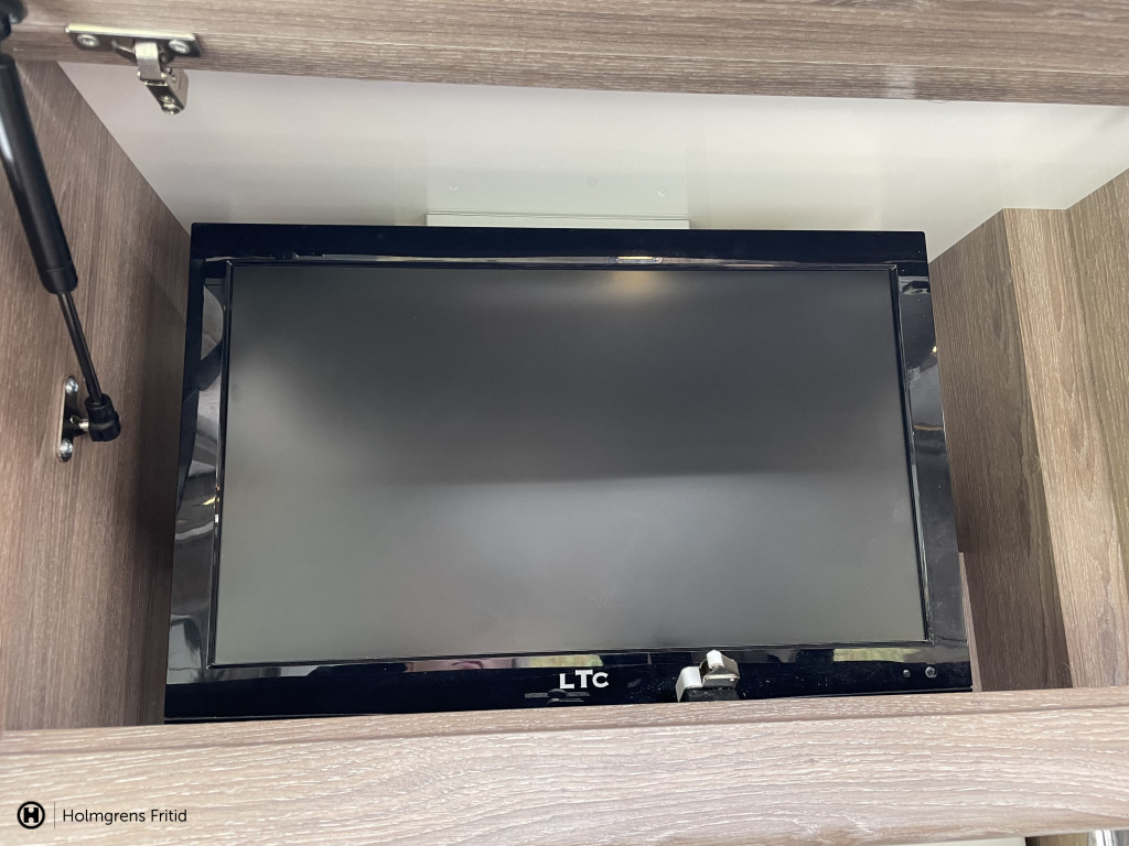 KABE Travel Master I 910 QB | Hydrauliska Stödben | Cinderella | Automat |_21