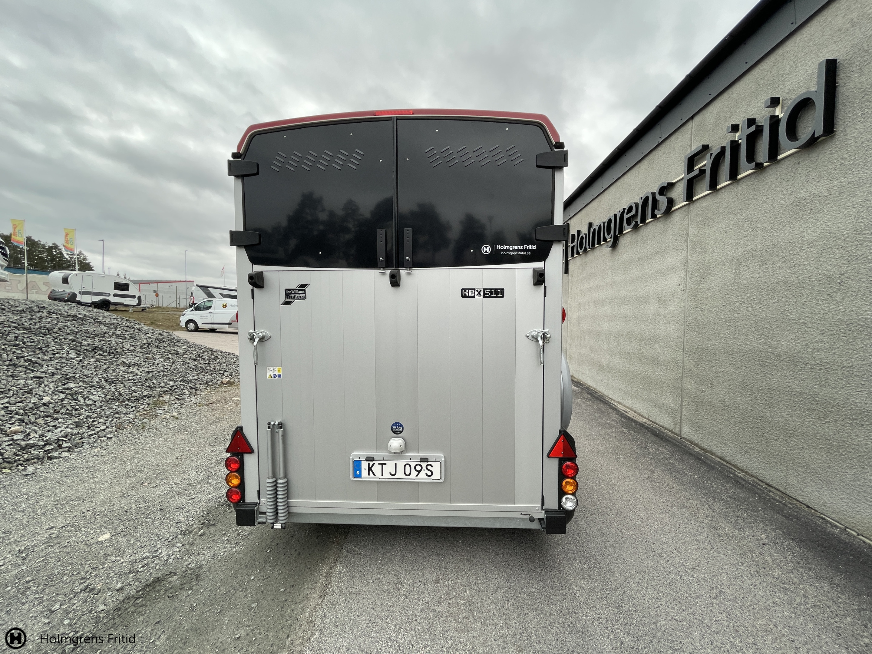 Rvd Röd Utrustad Alufälgar Sadelkammare_3
