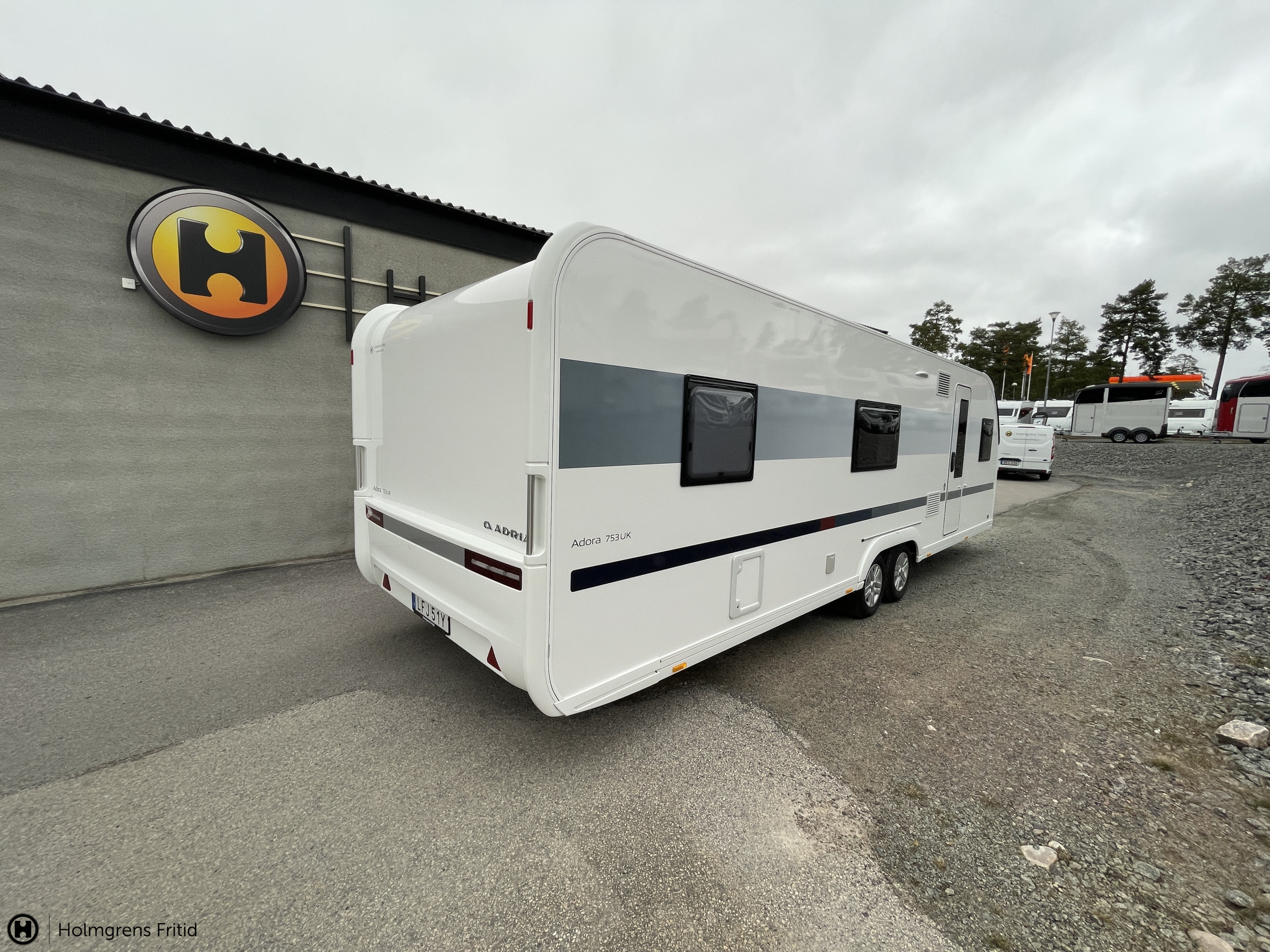 753 Uk_2