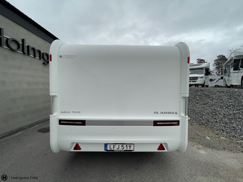 753 Uk_4
