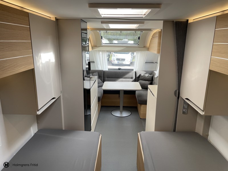 Adria ADORA 572 UT Förmedlingsobjekt, Förtält_14