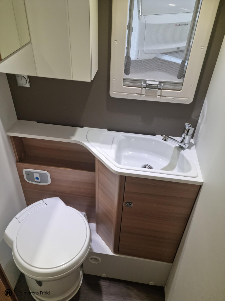 Adria Coral Axess 670 SL | Cykelställ | B-Körkort |_26