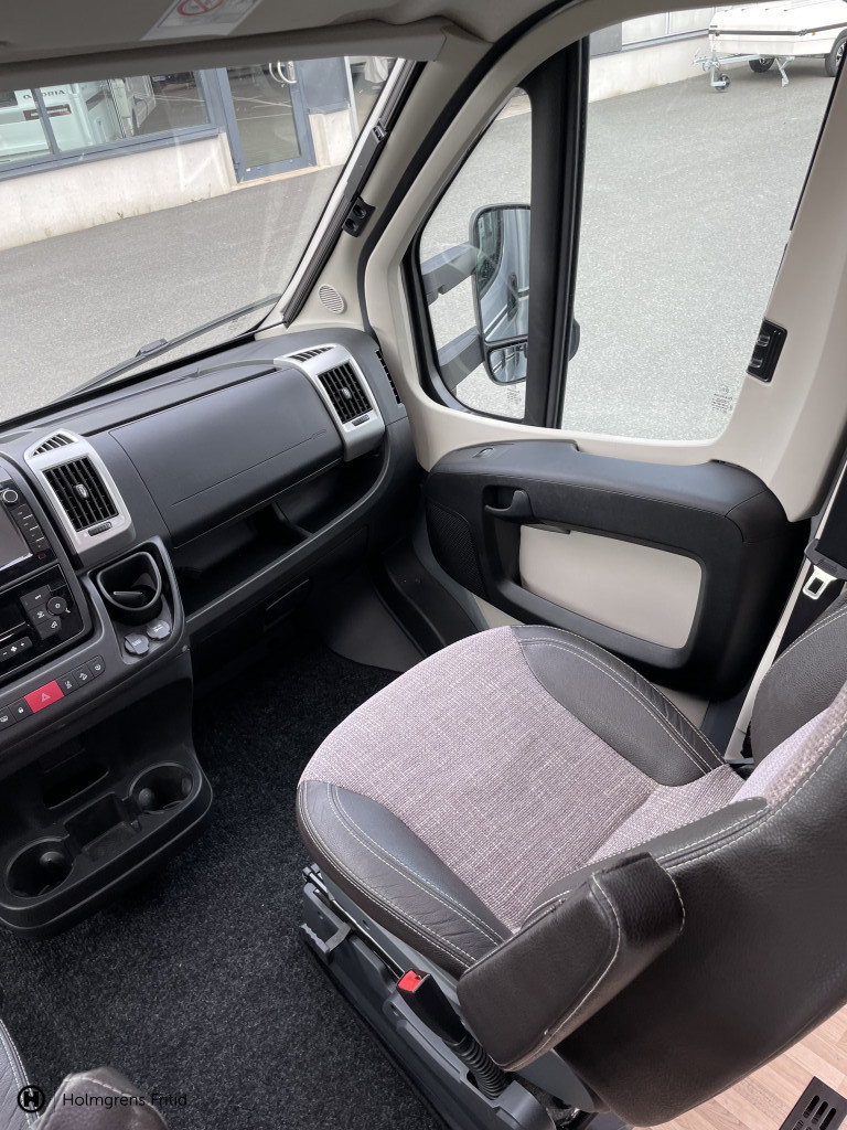 LMC Cruiser Comfortline T 681 | Ac bodel | Automat | Alde | Solcell |_20