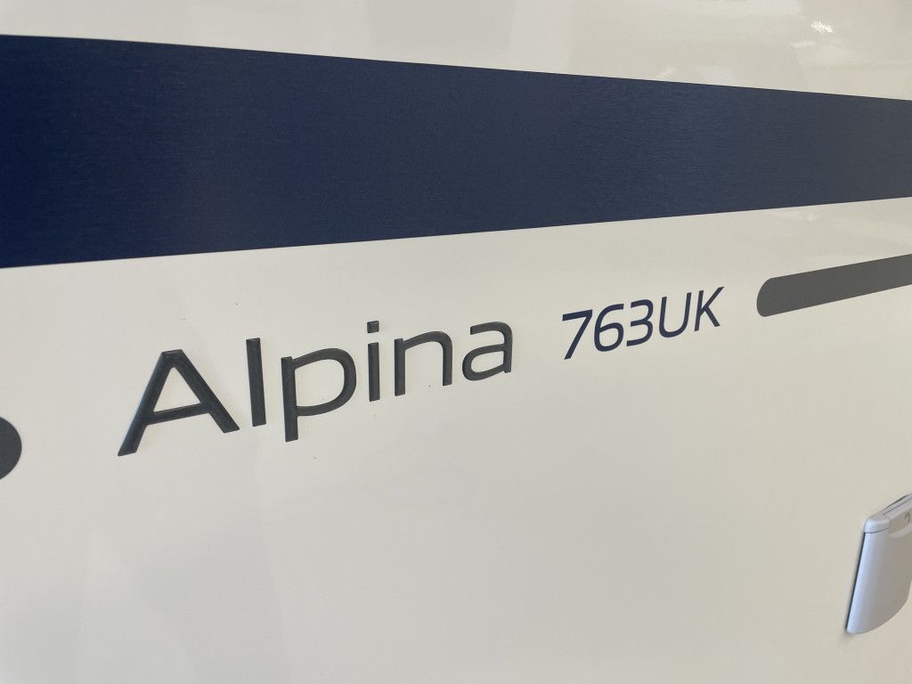 Adria Alpina 763 UK | Barnkammare | Ac Bodel | Solcell | Zip-Markis |_7