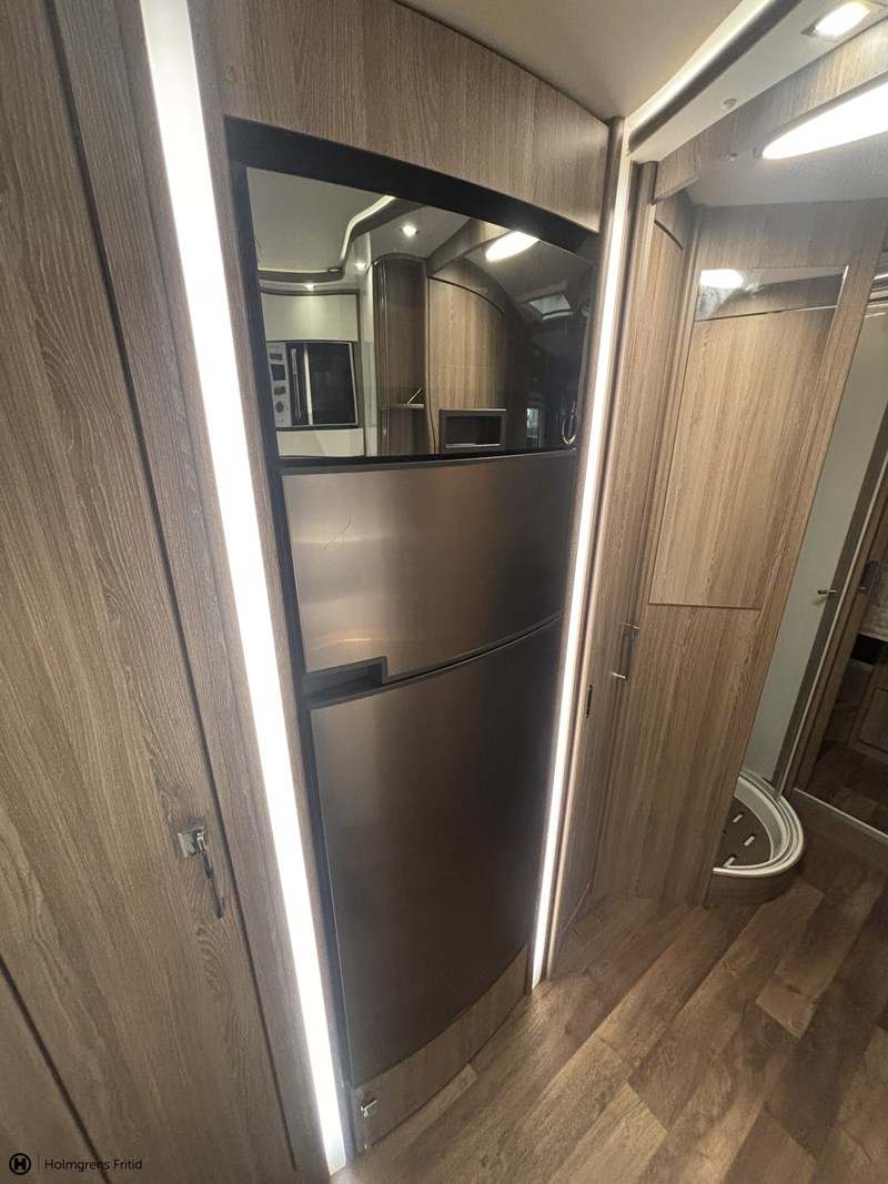 Imperial 910 QB Förmedlingsfordon Cinderella Dragkrok Ac_28