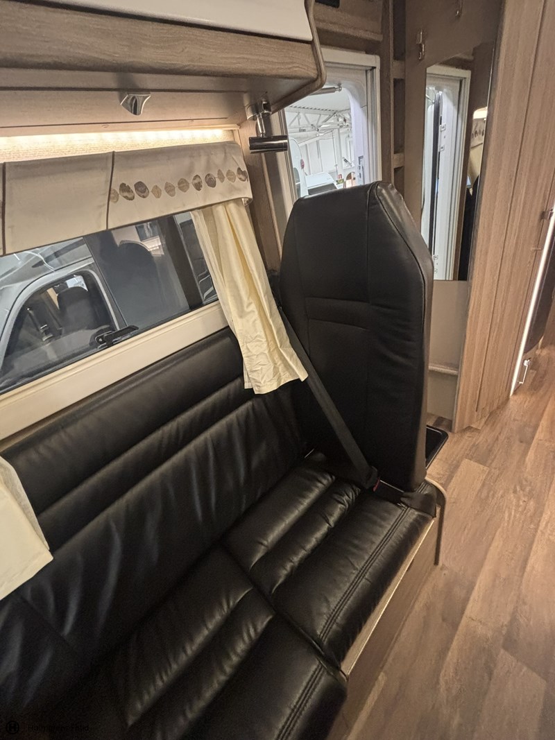 Imperial 910 QB Förmedlingsfordon Cinderella Dragkrok Ac_18