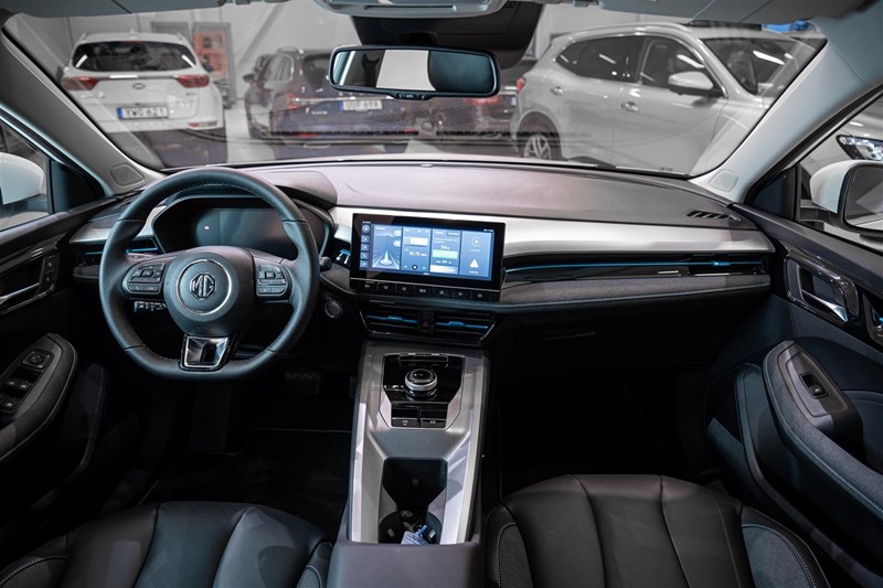 LR Luxury_9