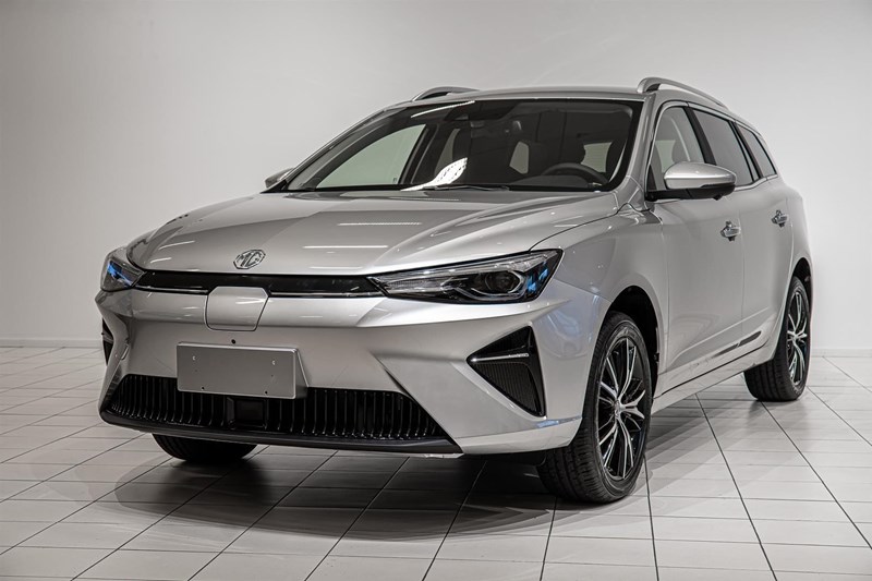 5 Electric 61kWh Lux 360 App Navi