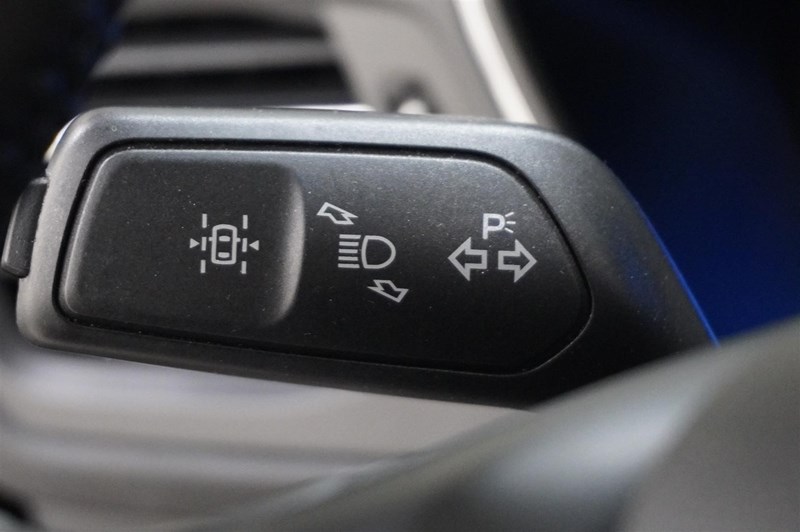 Titanium 2.5 Plug-In Hybrid FWD 225 hk Vinterpaket_10