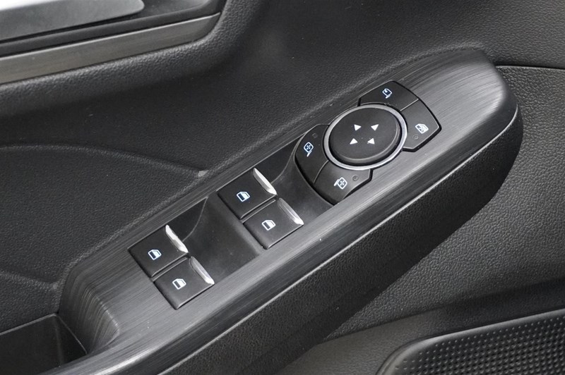 Titanium 2.5 Plug-In Hybrid FWD 225 hk Vinterpaket_15
