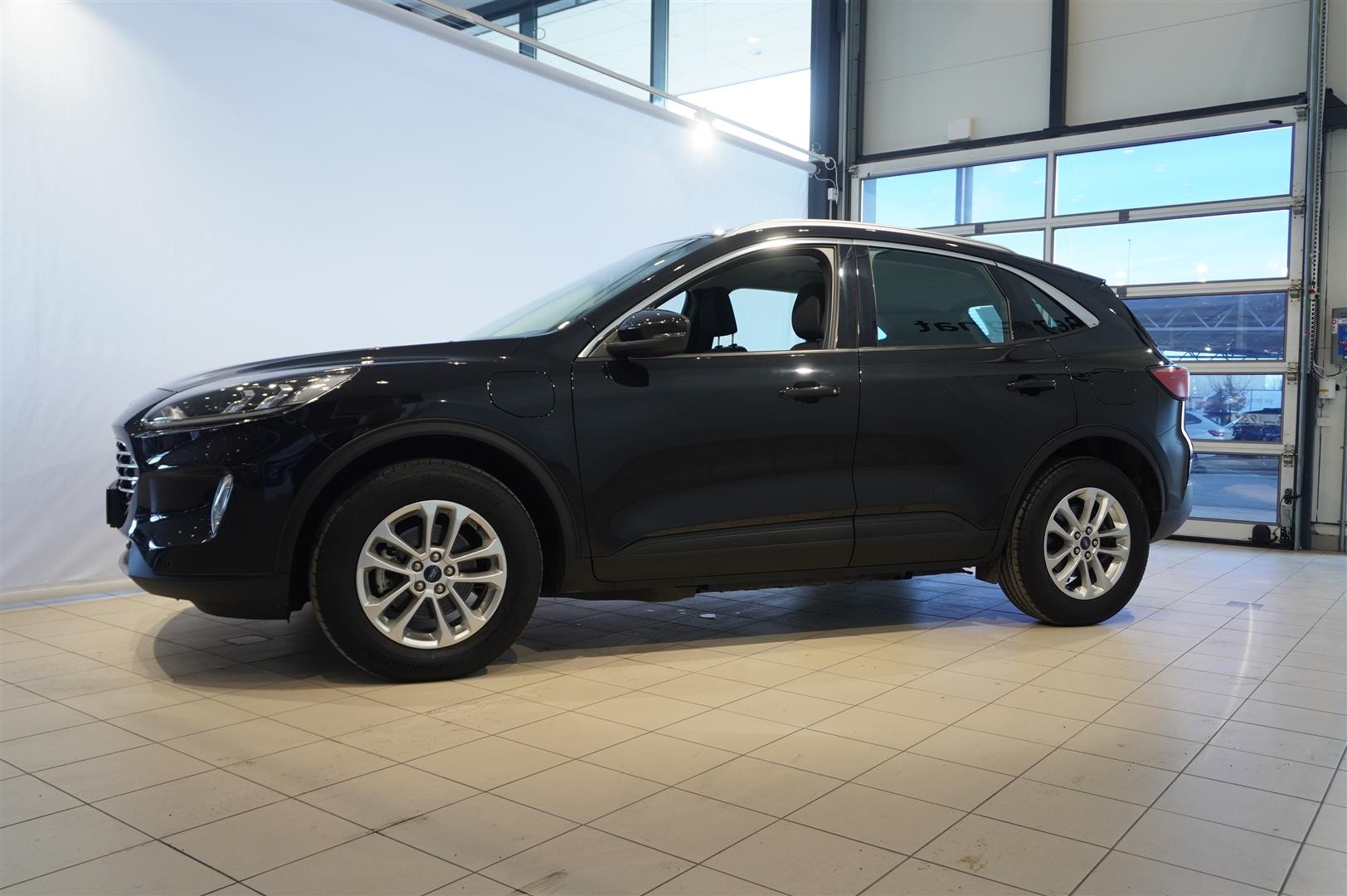Plug-In Hybrid Titanium Vinterpaket 2.99 % Ränta_2