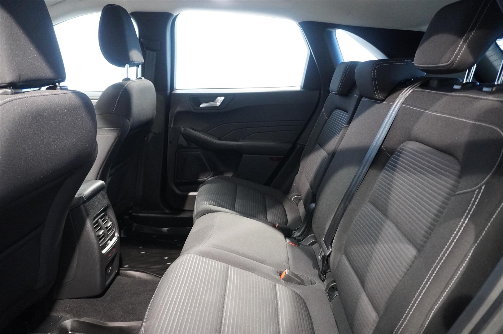 Plug-In Hybrid Titanium Vinterpaket 2.99 % Ränta_12