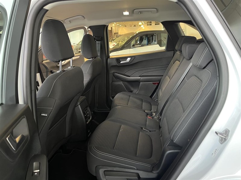 Ford Kuga Titanium 2.5 Plug-In Hybrid FWD 225hk CVT_7