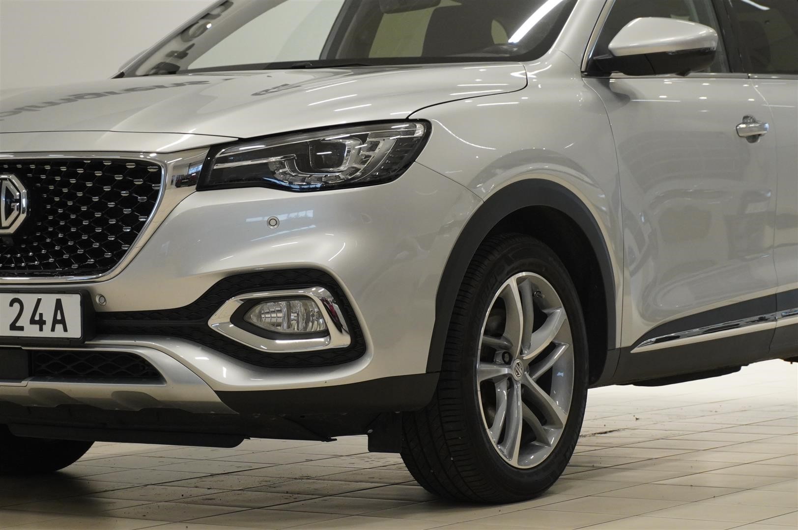 PHEV Luxury Medal Silver_1