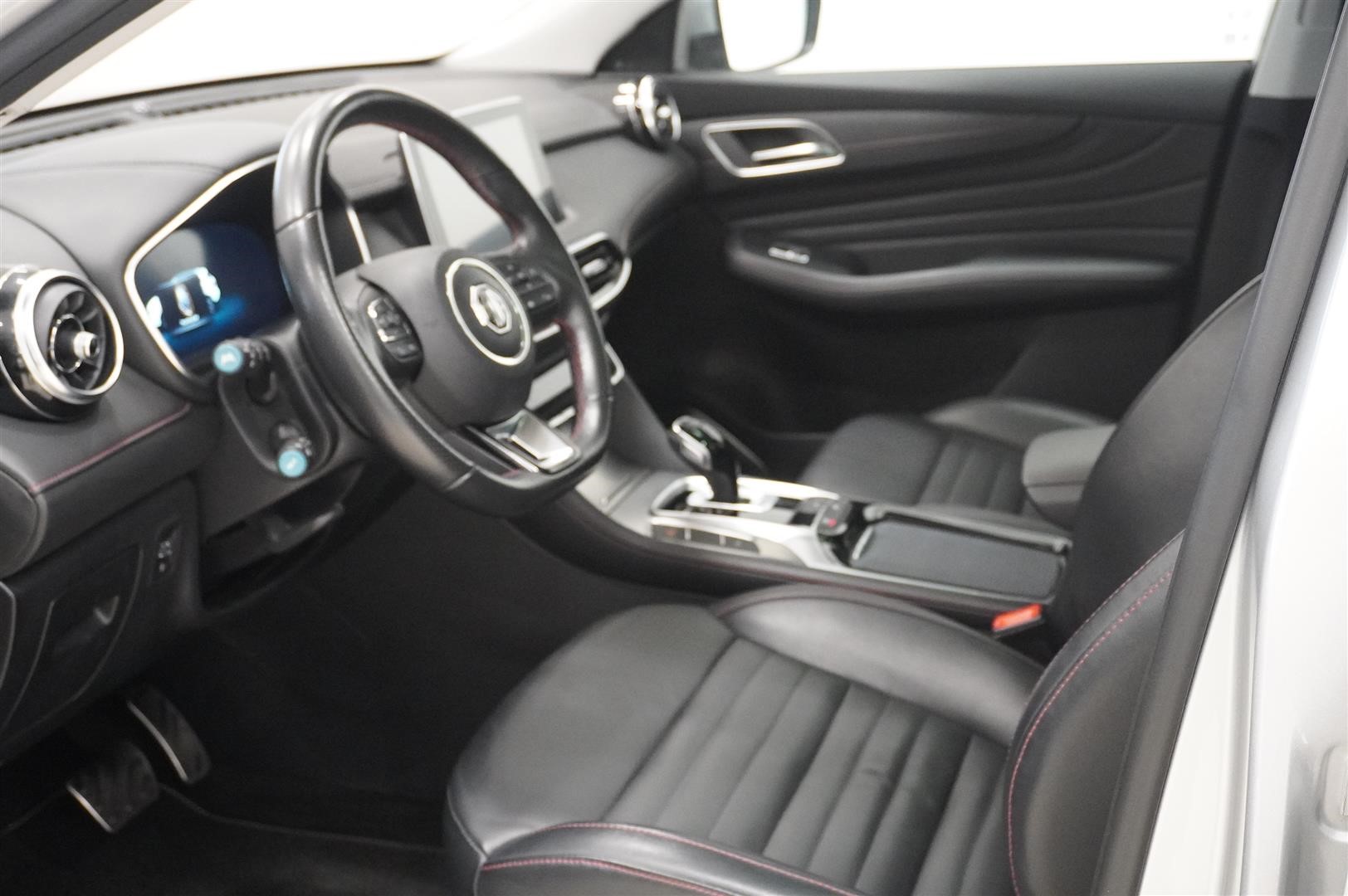 PHEV Luxury Medal Silver_4