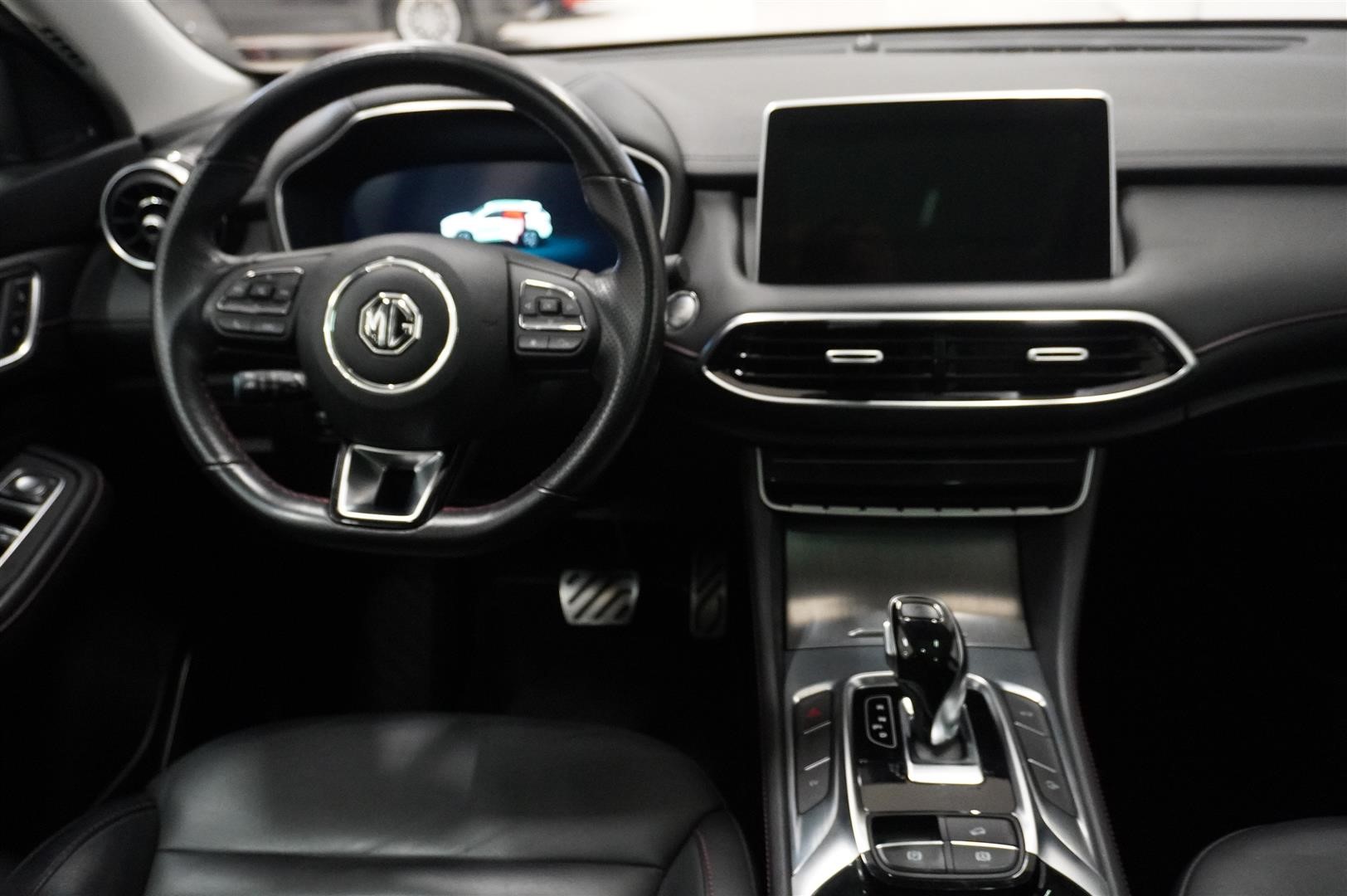 PHEV Luxury Medal Silver_8