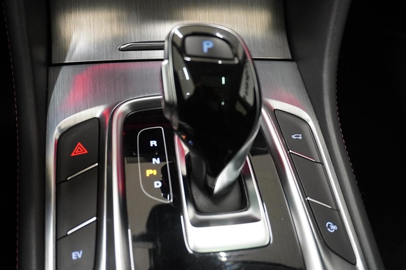 PHEV Luxury Medal Silver_12