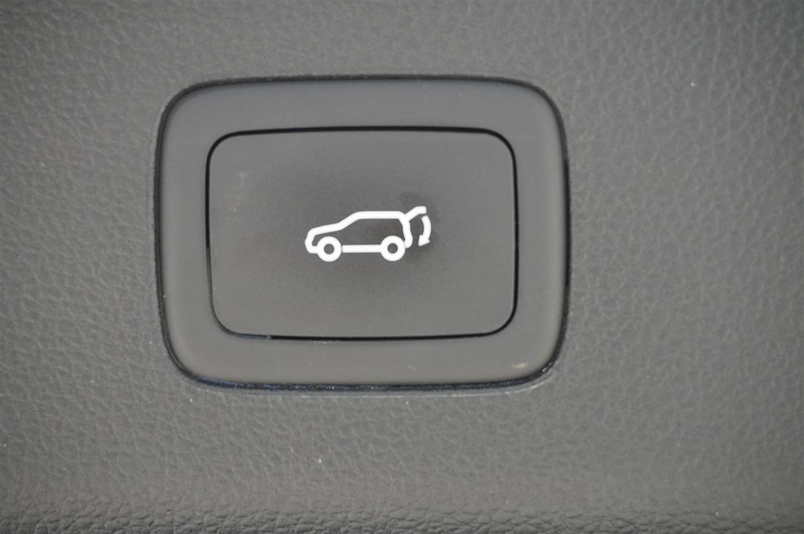 PHEV Luxury Medal Silver_17