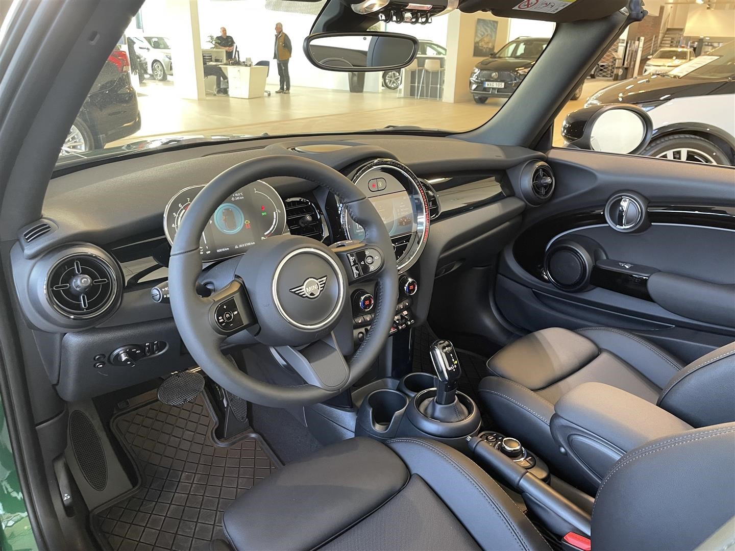 MINI Cooper Cabrio Essential Keyless 17'' Automat_1