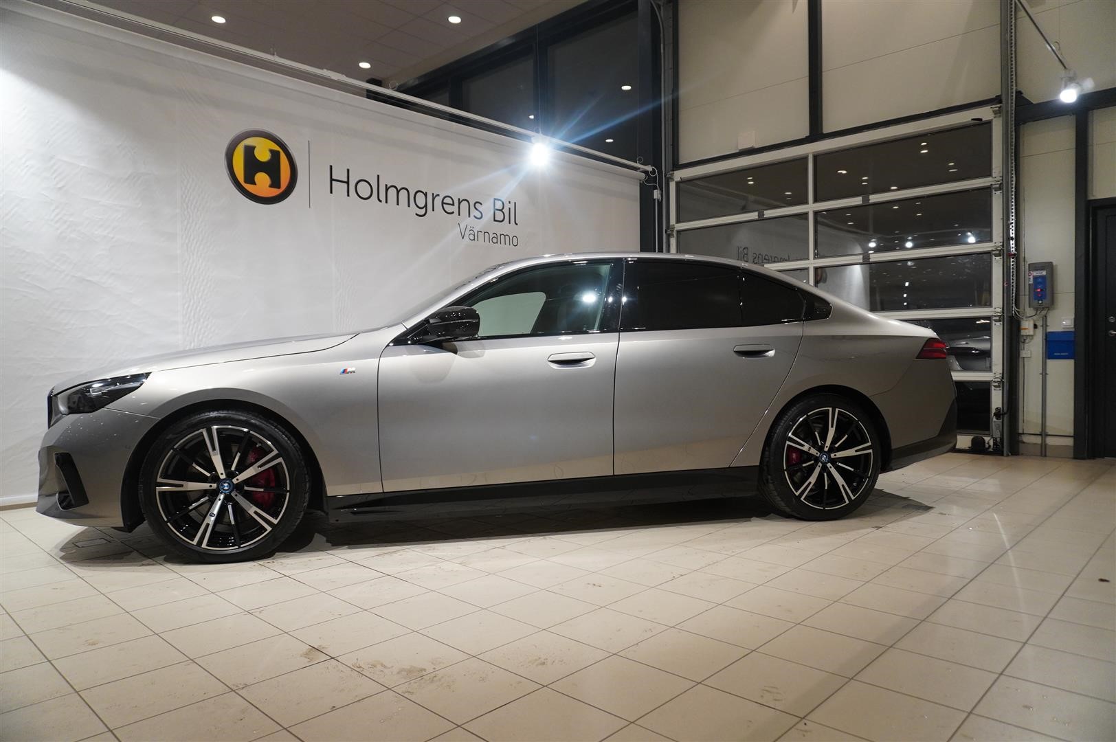 Sedan M Sport Pro B&W DAP Komfortstol Drag 2.99%ränta_1
