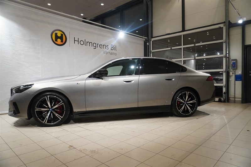 Sedan M Sport Pro B&W DAP Komfortstol Drag 2.99%ränta_1