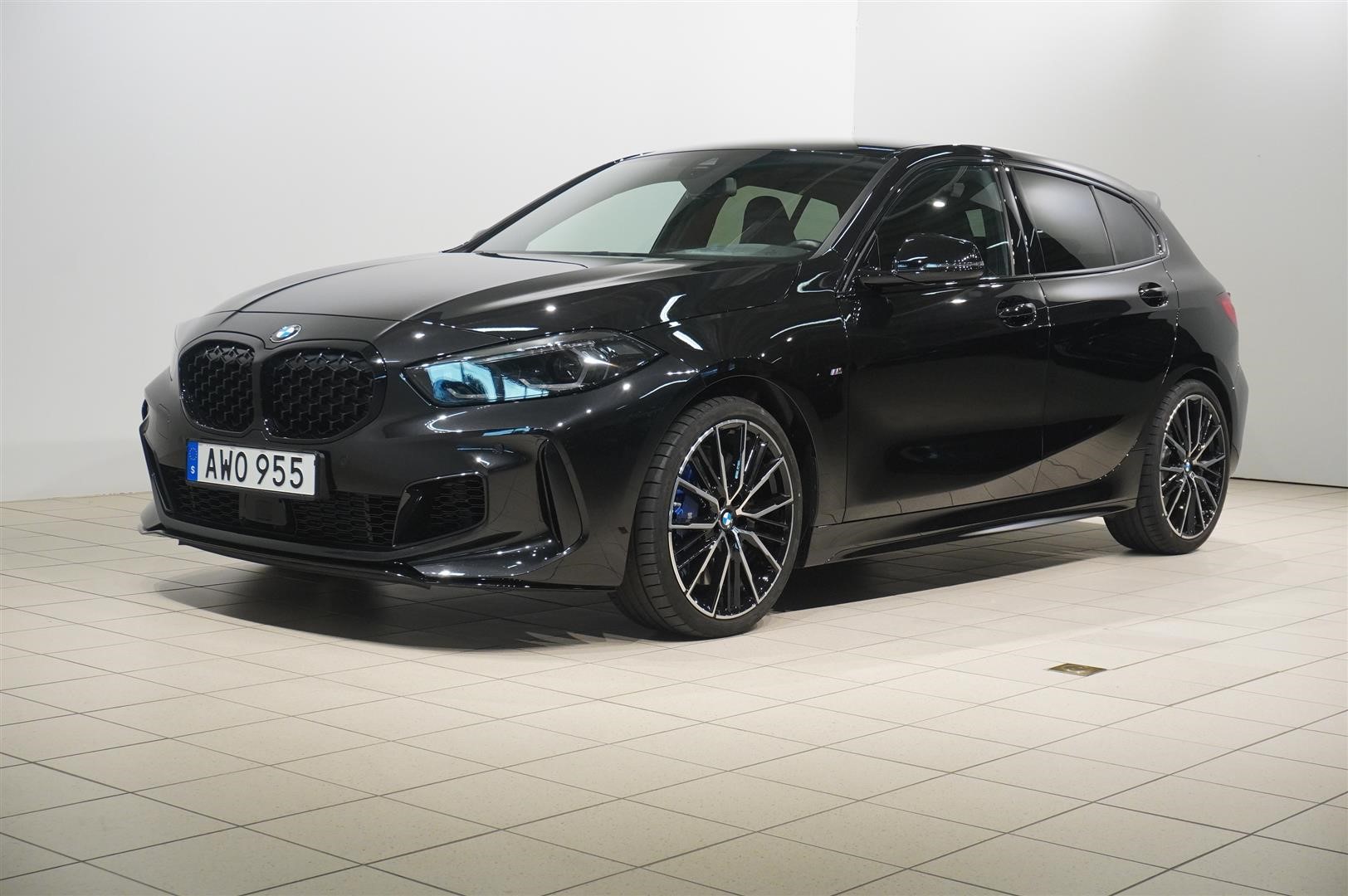 M Sport H K Fartpilot LED 19