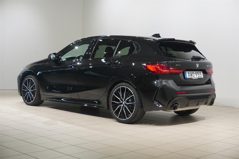 M Sport H K Fartpilot LED 19_2