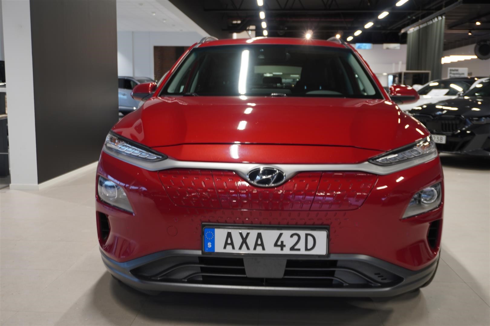 Electric 64 kWh 204hk Helljusassistans Körfilsassistans Backkamera_1