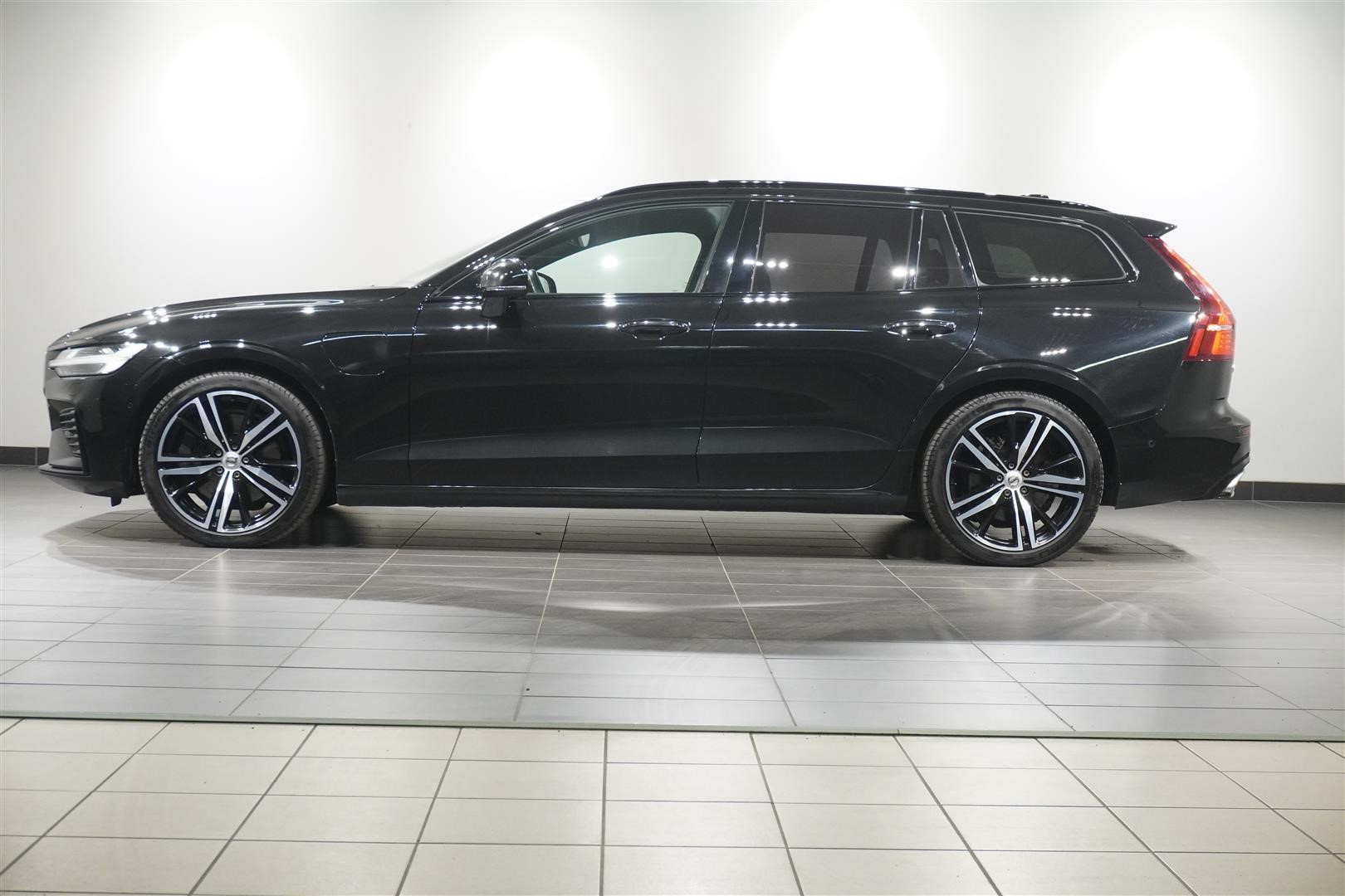 AWD R-Design Panorama 360° B&W Drag 19_1