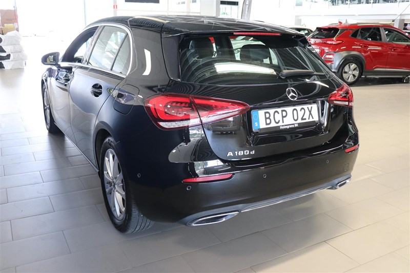Mercedes-Benz A 180 d Automat SE Edition Widescreen Navi_3