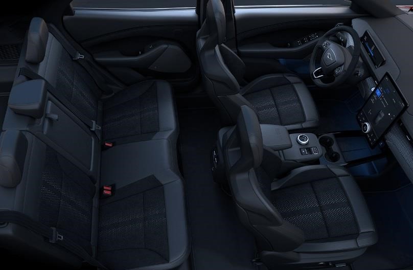 GT AWD Long Range_5