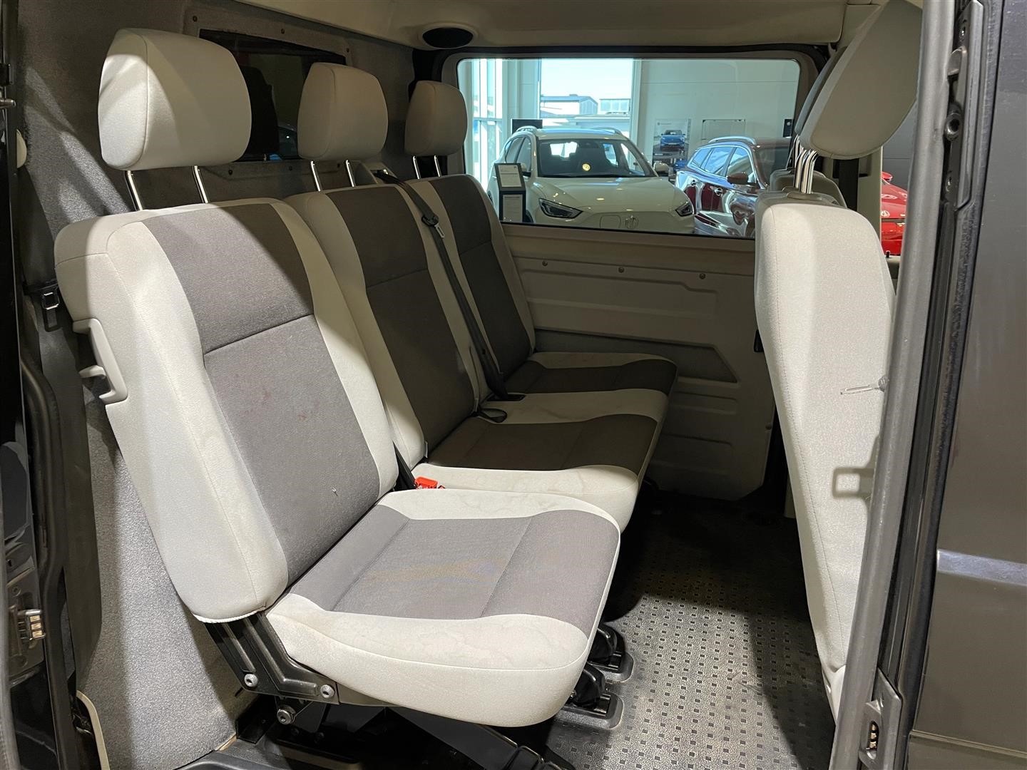 Volkswagen Transporter T5 2.0 TDI Kombi 4Motion DSG 180hk_12