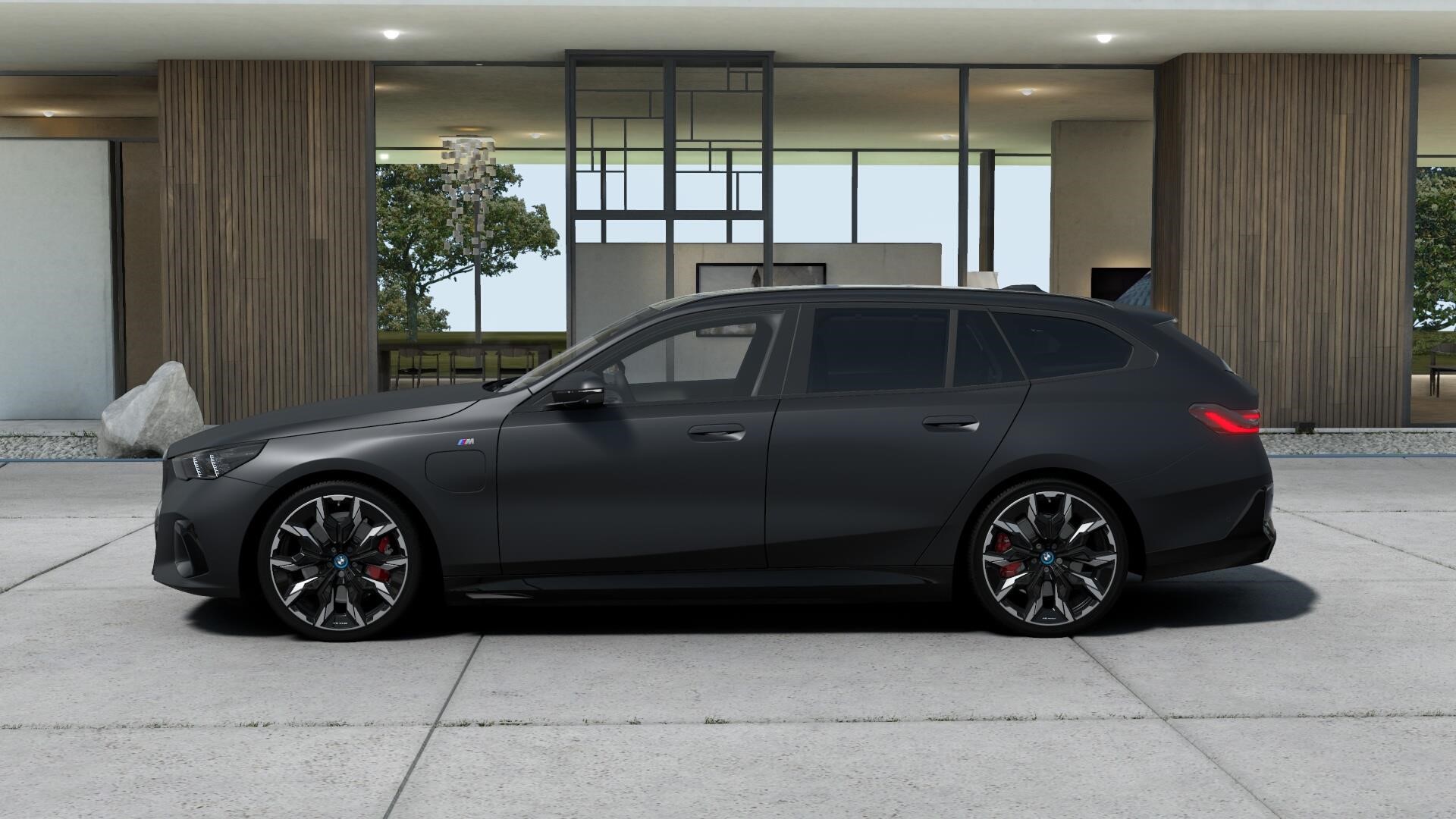 Touring M Sport Pro Business Ed Drag DA Pro B&W_3