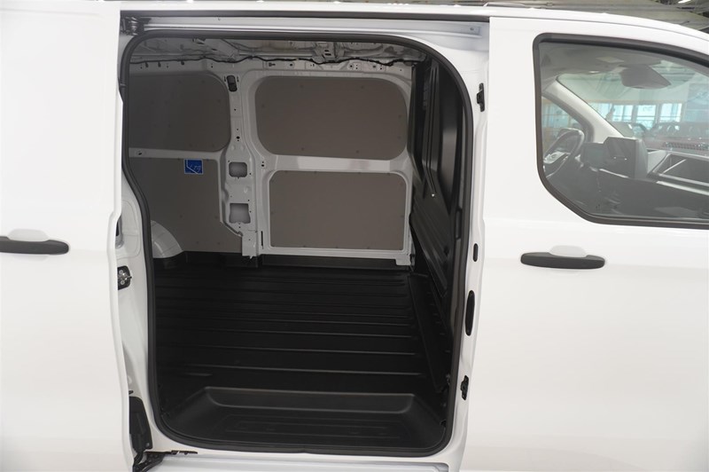 Skåp Trend 320l LWB 2.5l PHEV 227hk CVT AT FWD Bensin_5