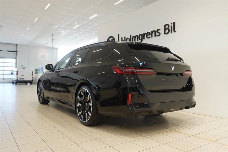 Touring M Sport Pro Business Launch Ed Drag DA+_1