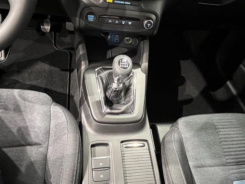 Ford Focus Active Kombi 1.0T EcoBoost MHEV 125hk E85 Edition 6MT_11