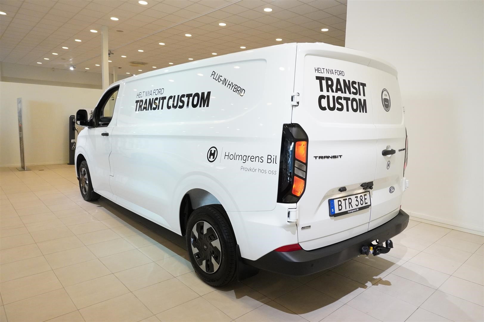 Skåp Trend 320l LWB 2.5l PHEV 227hk CVT AT FWD Bensin_2