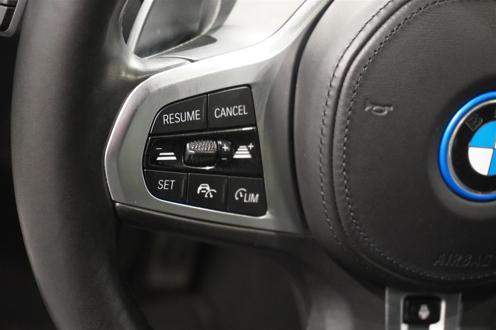 Touring M Sport HiFi Fartpilot Drag Cockpit Live Plus_11