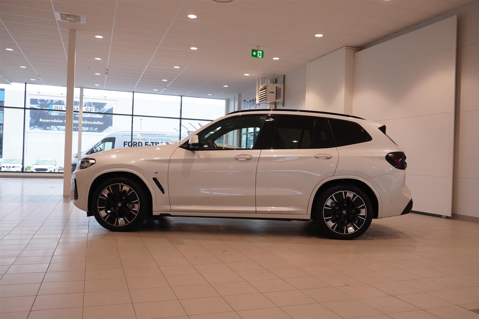 Charged Plus M-Sport DAP Drag hk Keyless Panorama_2
