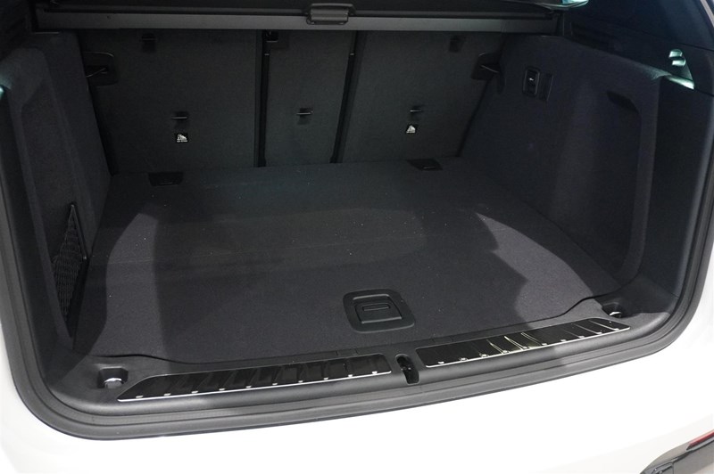 Charged Plus M-Sport DAP Drag hk Keyless Panorama_9