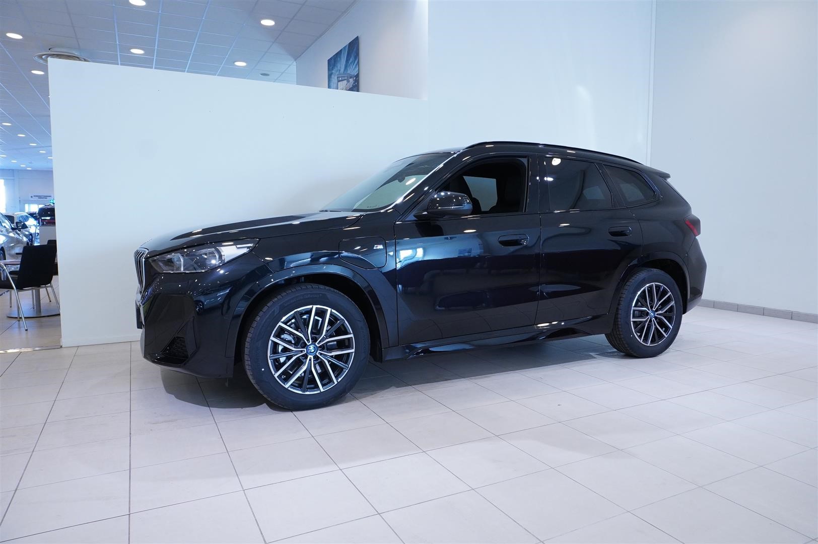 xDrive25e M Sport Active Ed Premium Drag DA+_3