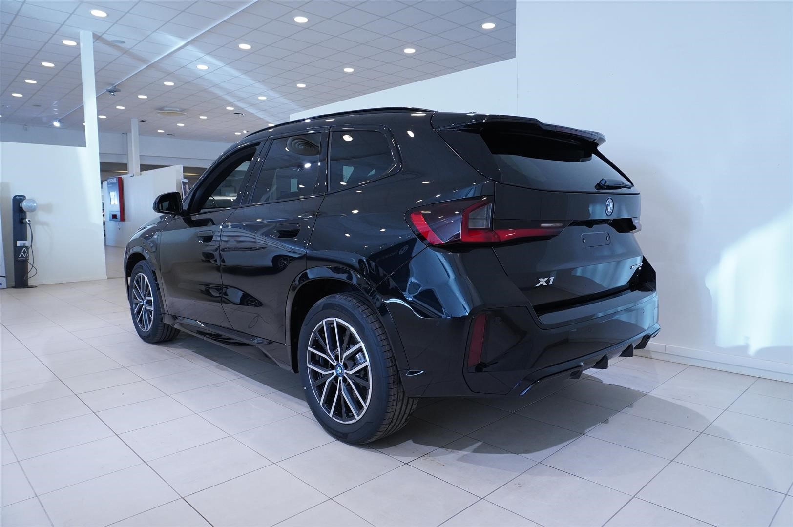 xDrive25e M Sport Active Ed Premium Drag DA+_5