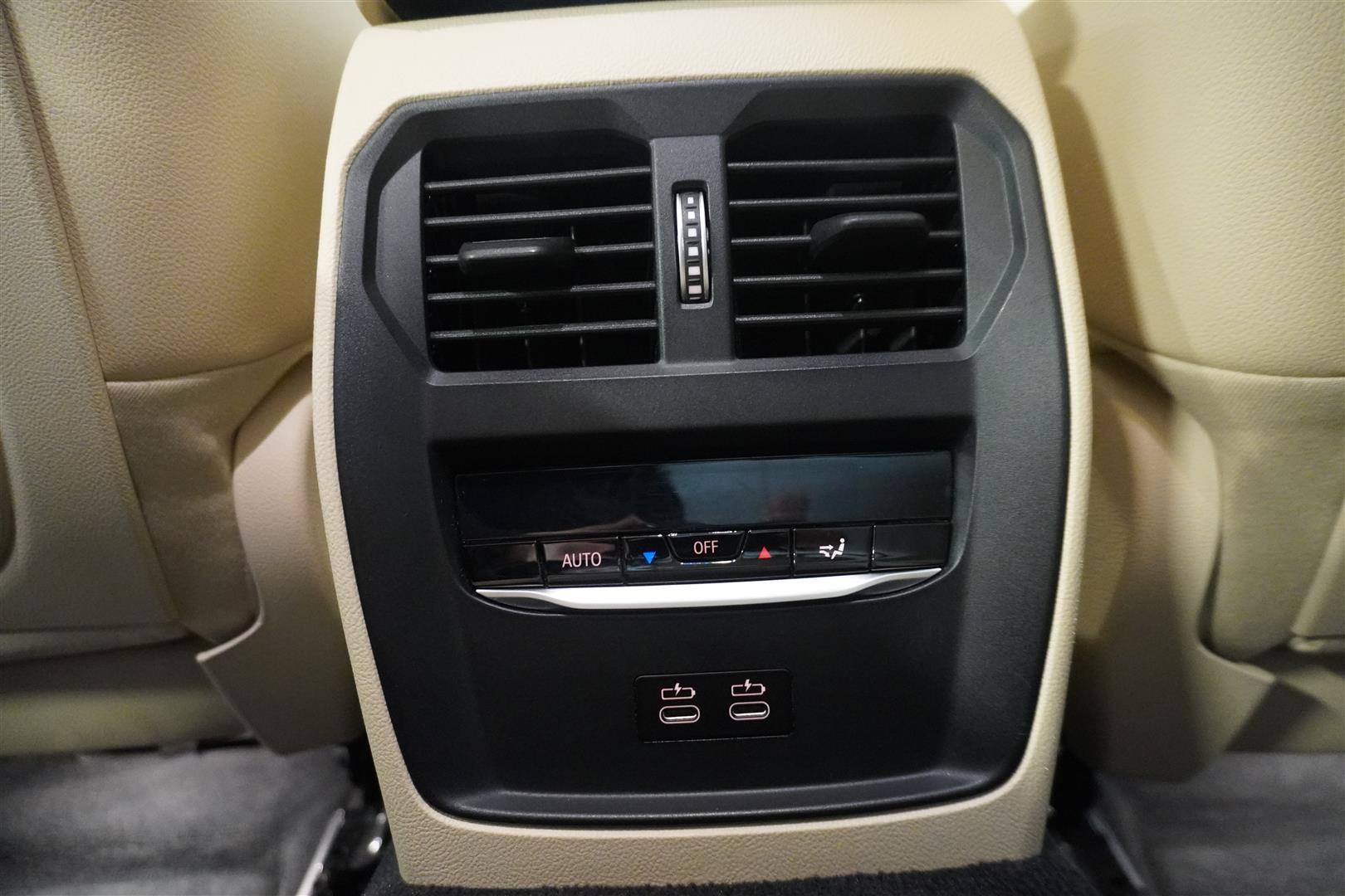 Model Sport Automat Drag Navigation Head-Up_10