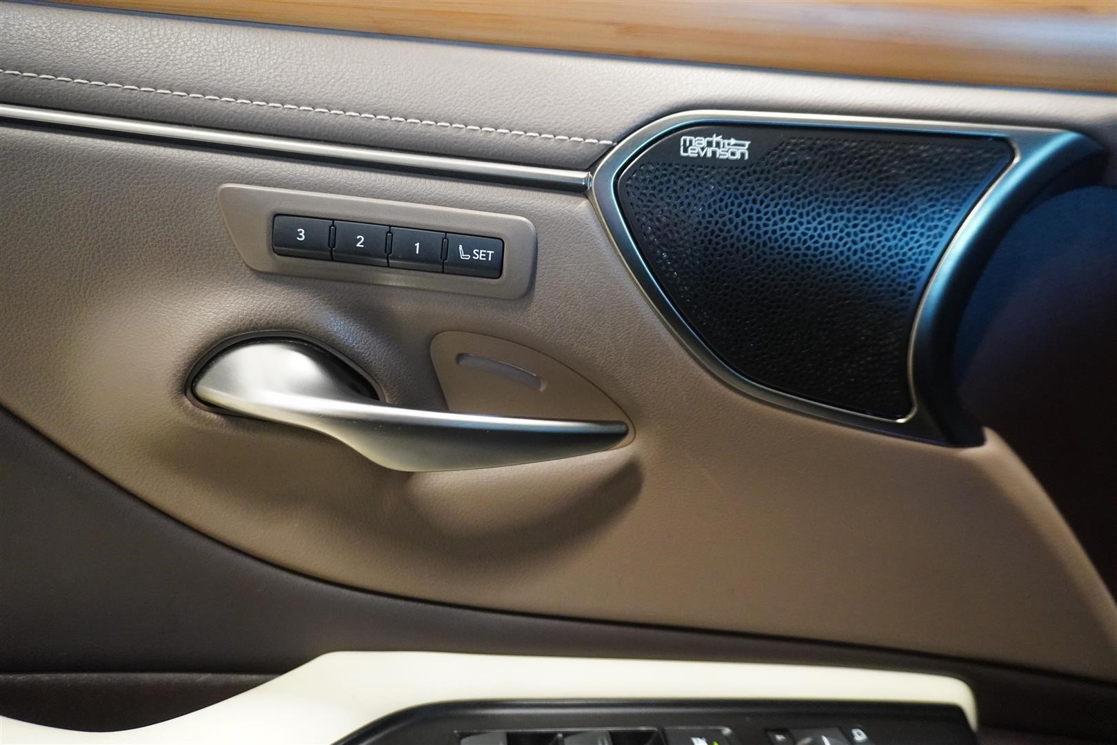 Model Sport Automat Drag Navigation Head-Up_20